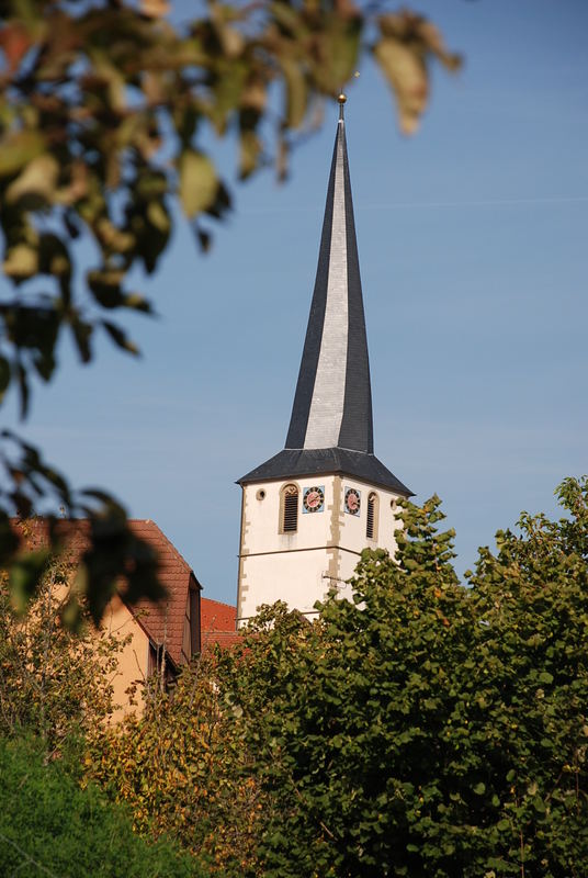 Kirchturm von Gochsen