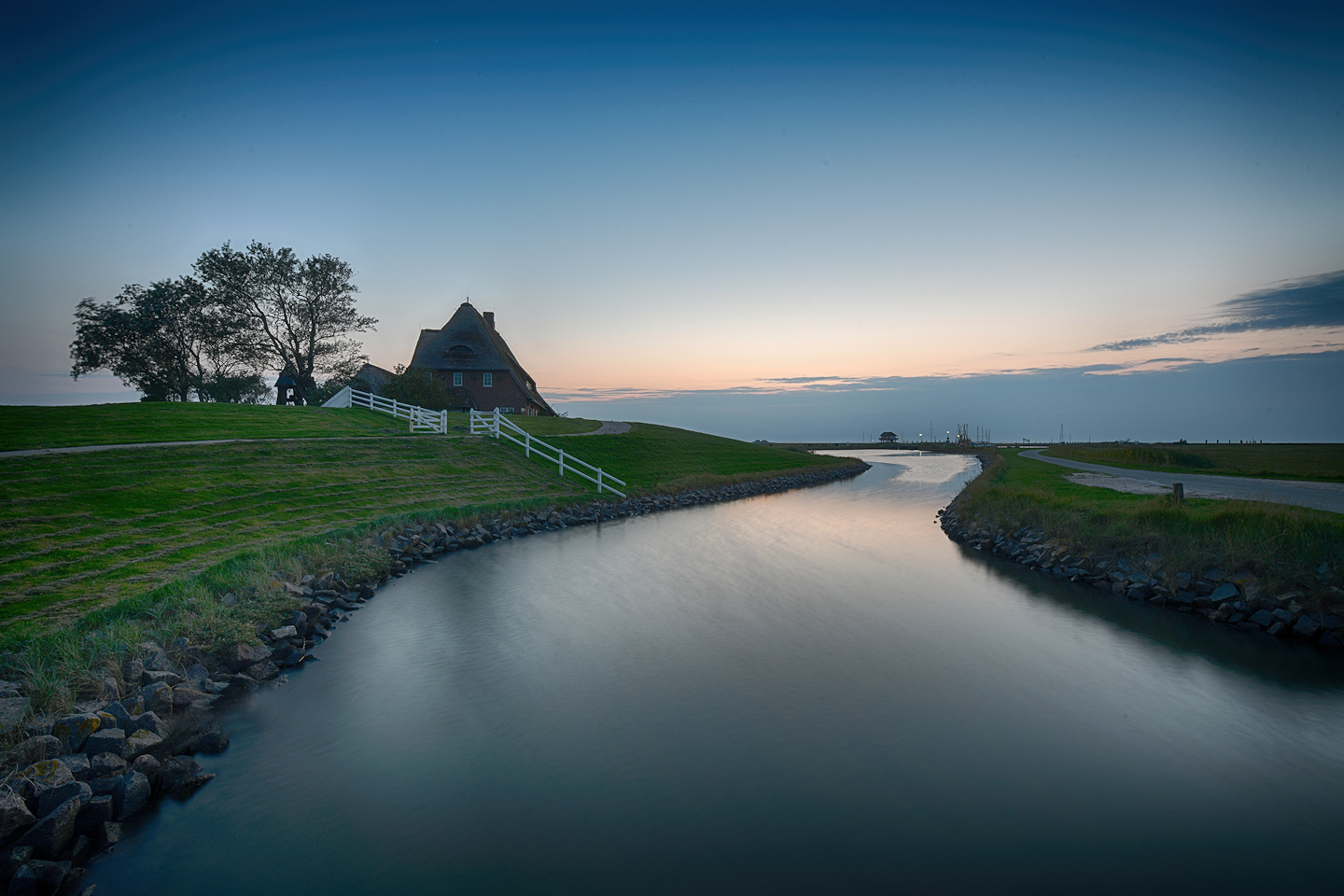 Kirchwarft Hallig Hooge