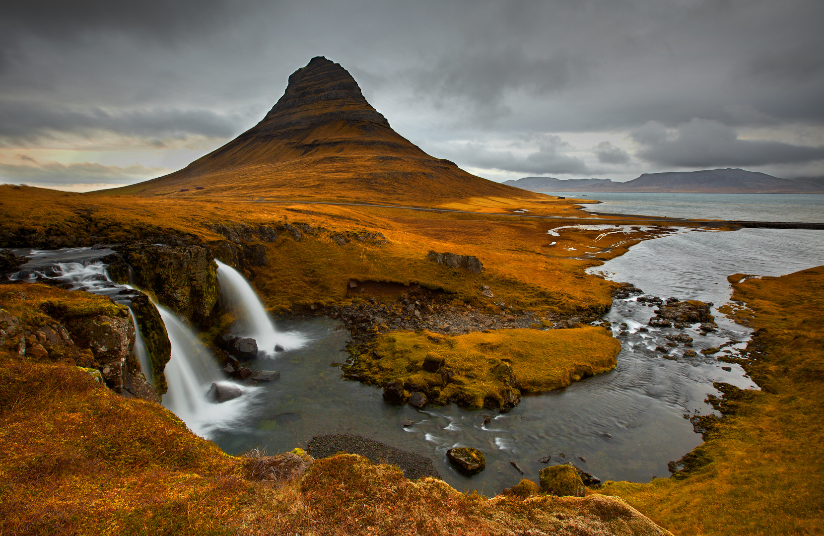 .: Kirkjufell at Dawn :.