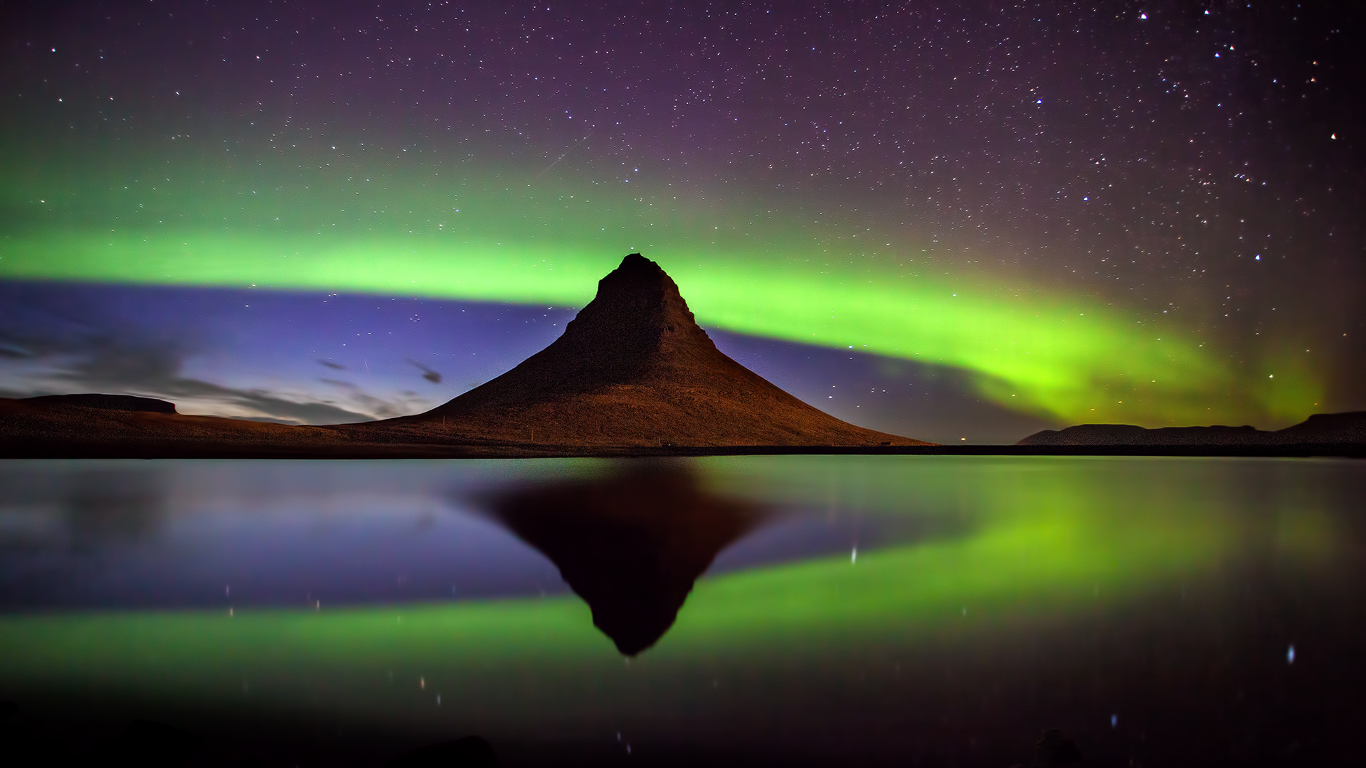 Kirkjufell Aurora