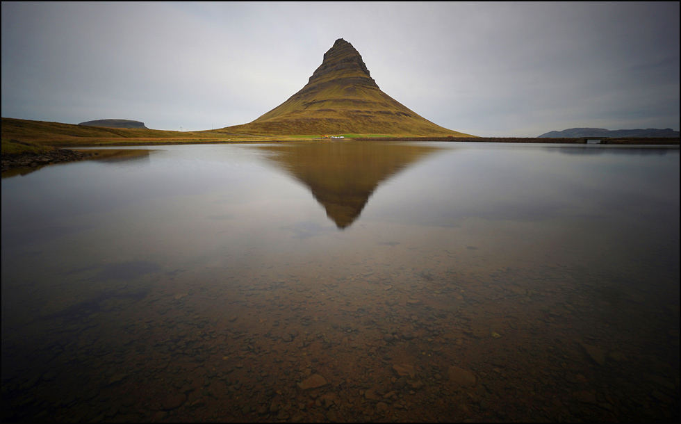 Kirkjufell im herbst