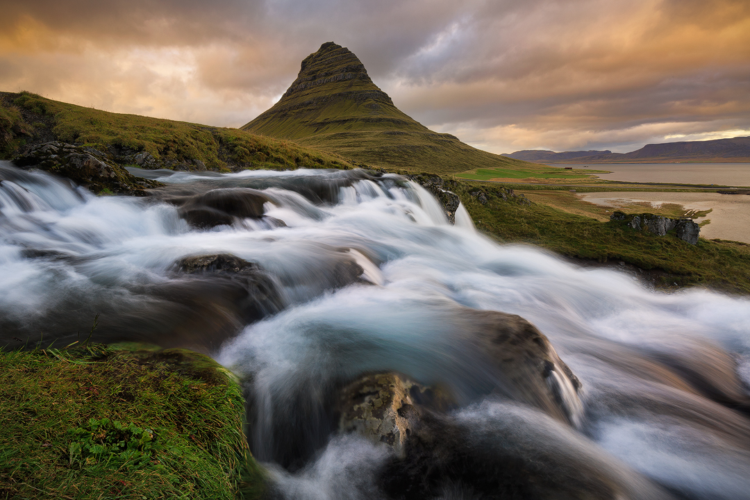 Kirkjufell stream