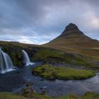 Kirkjufell und Kirkjufellfoss