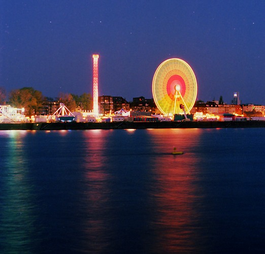 Kirmes bei Nacht