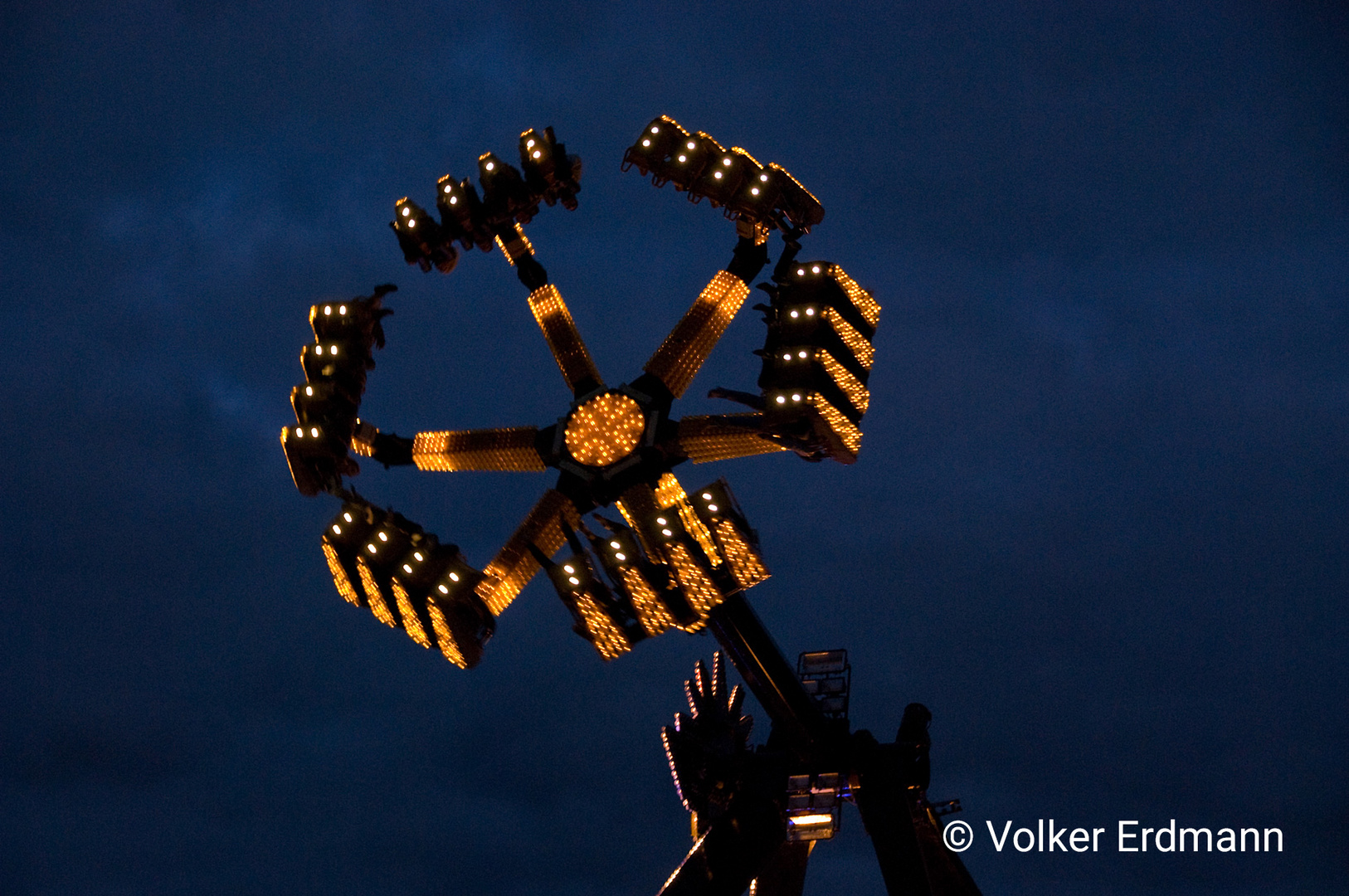 Kirmes bei Nacht Rocket