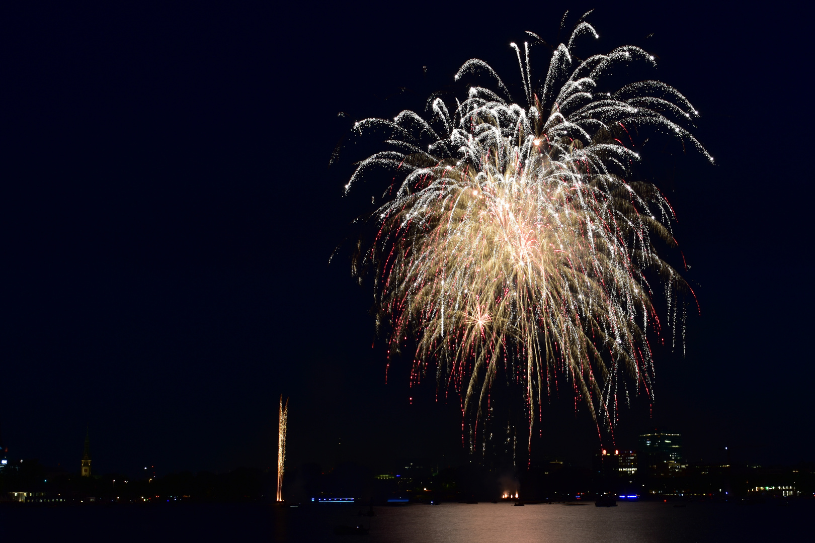 Kirschblütenfeuerwerk