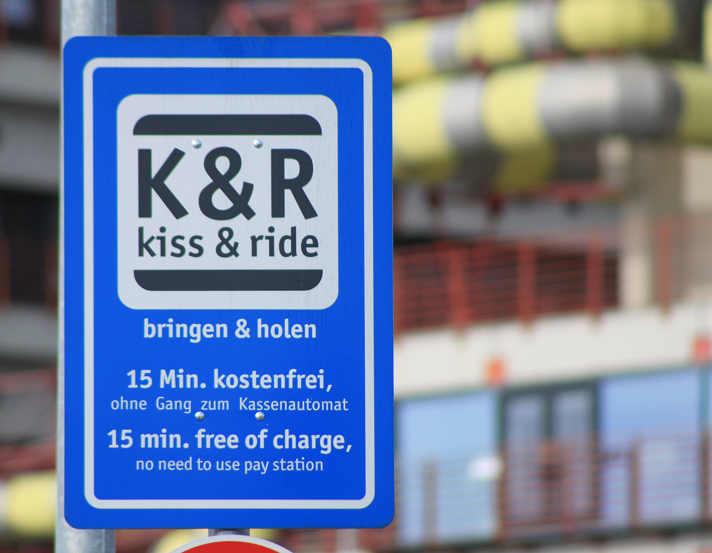 Kiss and ride