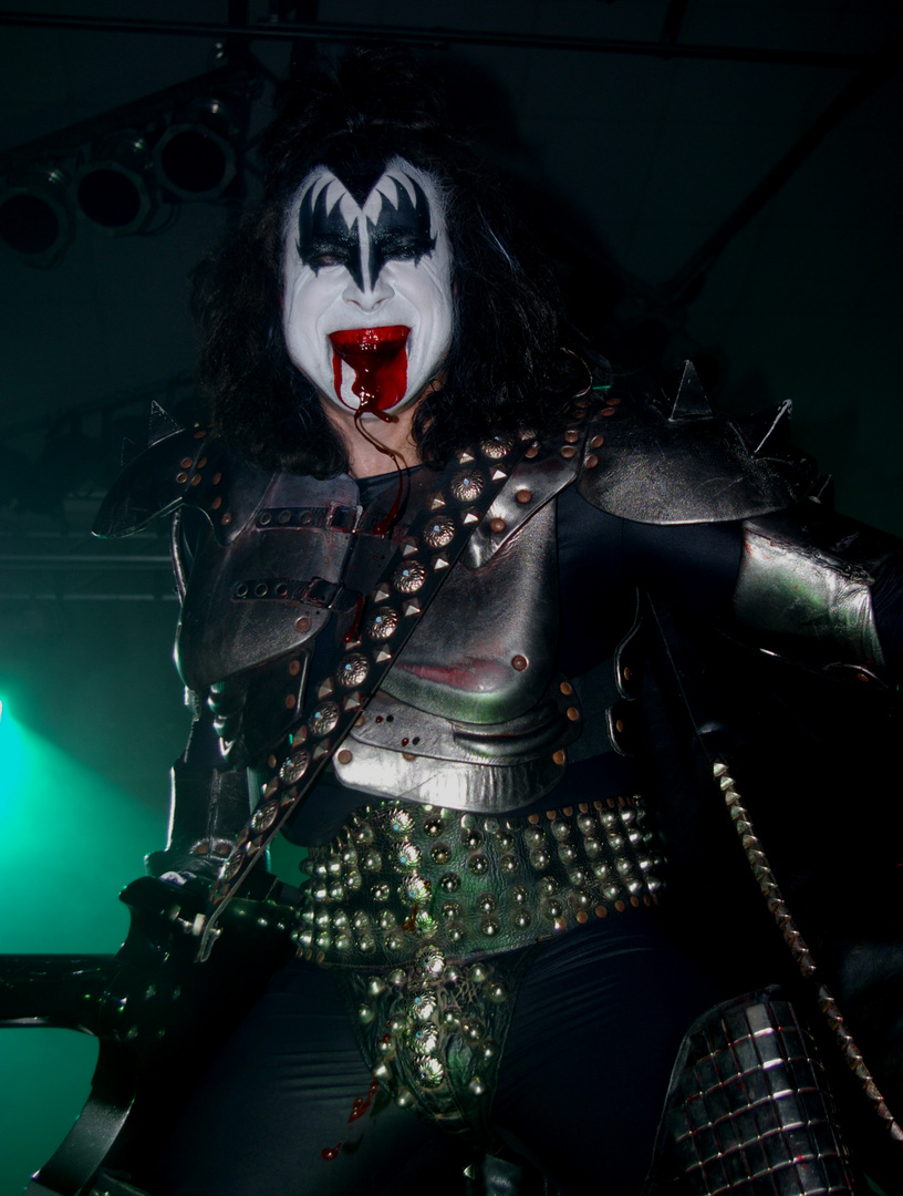 KISS Forever Band - 03.12.2011 - Captiol Musiktheater/ Paderborn