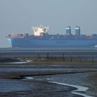 Kistenschlepper auf der Nordsee