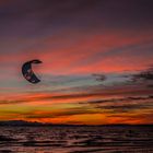 Kite-Surfen im letzten Licht