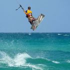 Kite-Surfer am Strand von Varadero auf Kuba