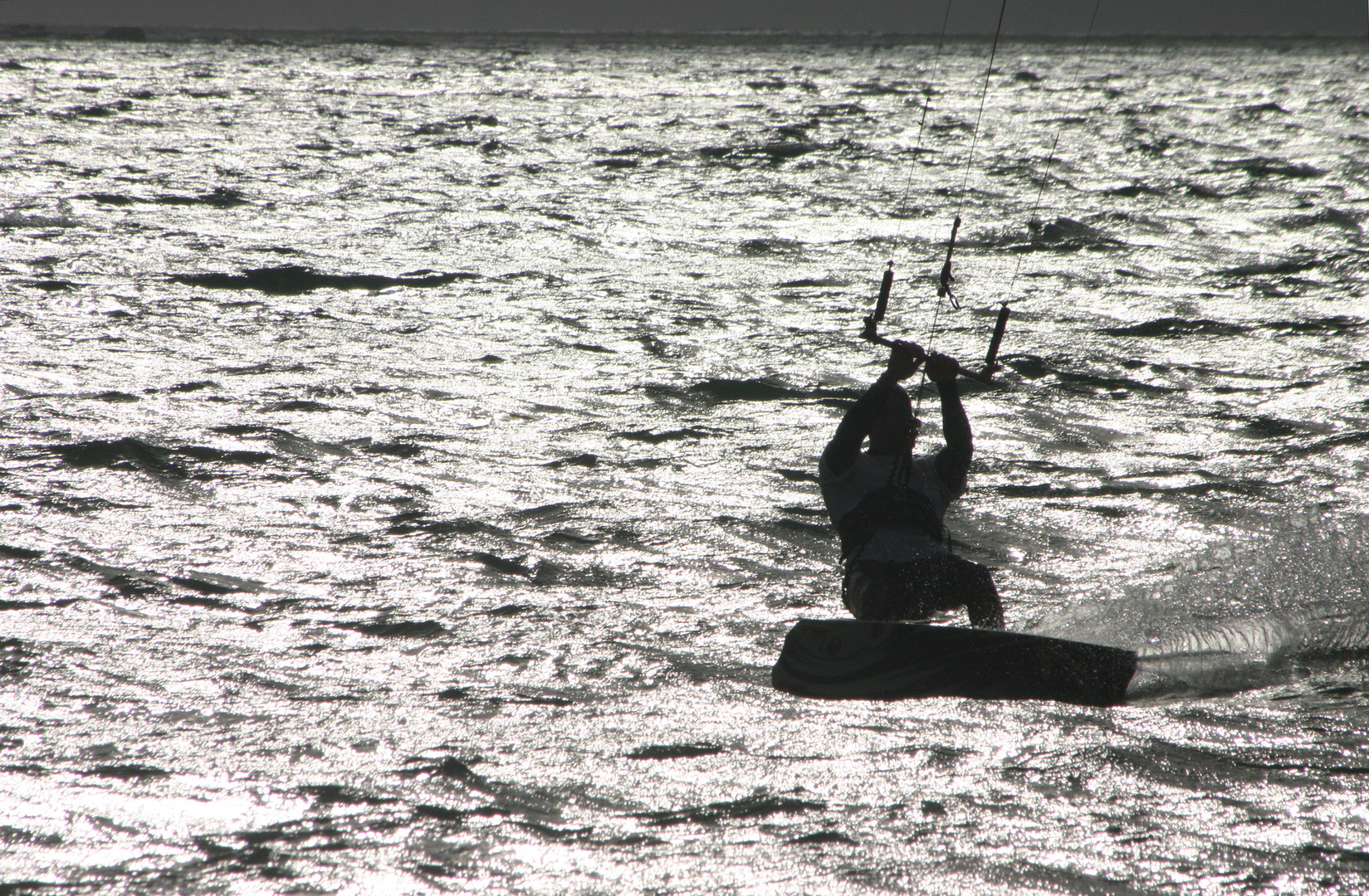 Kite-Surfer bei der Île Vierge (Bretagne)