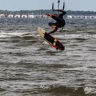 Kite-Surfer in der Wohlenberger Wiek