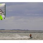 Kite-Surfer zwischen Sylt und Römö