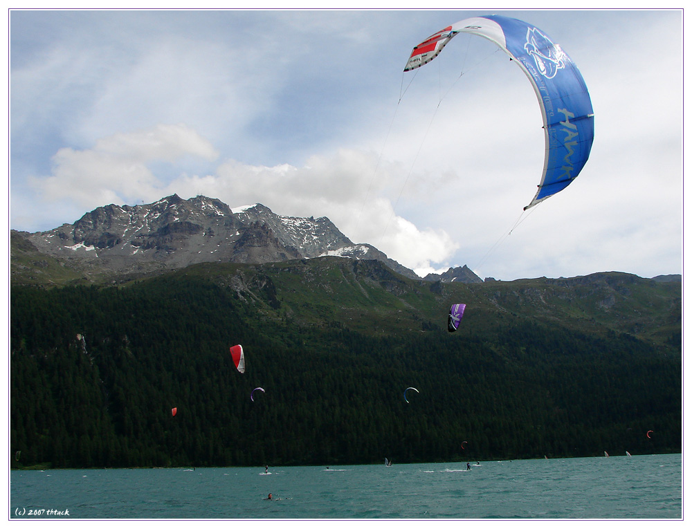 Kite-Surfing auf dem Silvaplanasee, 1