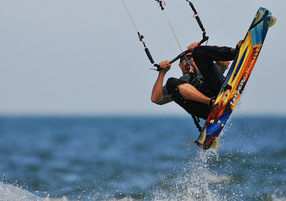 kite surfing in vietnam