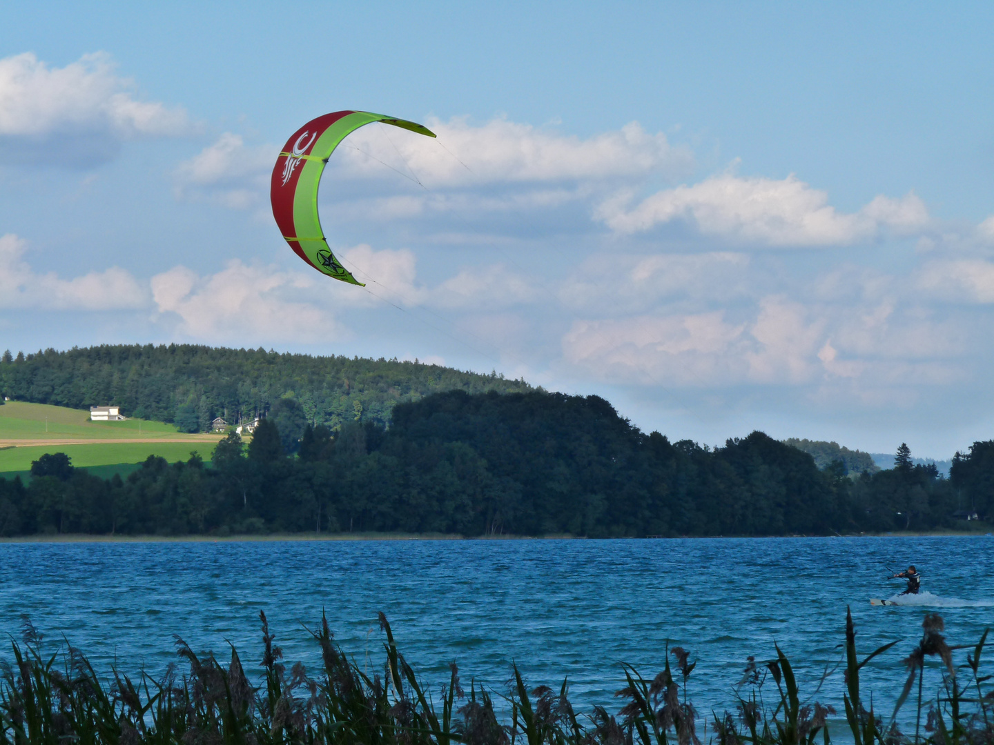 kite the lake...