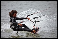 Kitesurf Action /7.