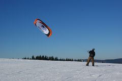 Kitesurfen auf dem Board