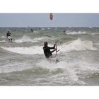 Kitesurfen vor Warnemünde