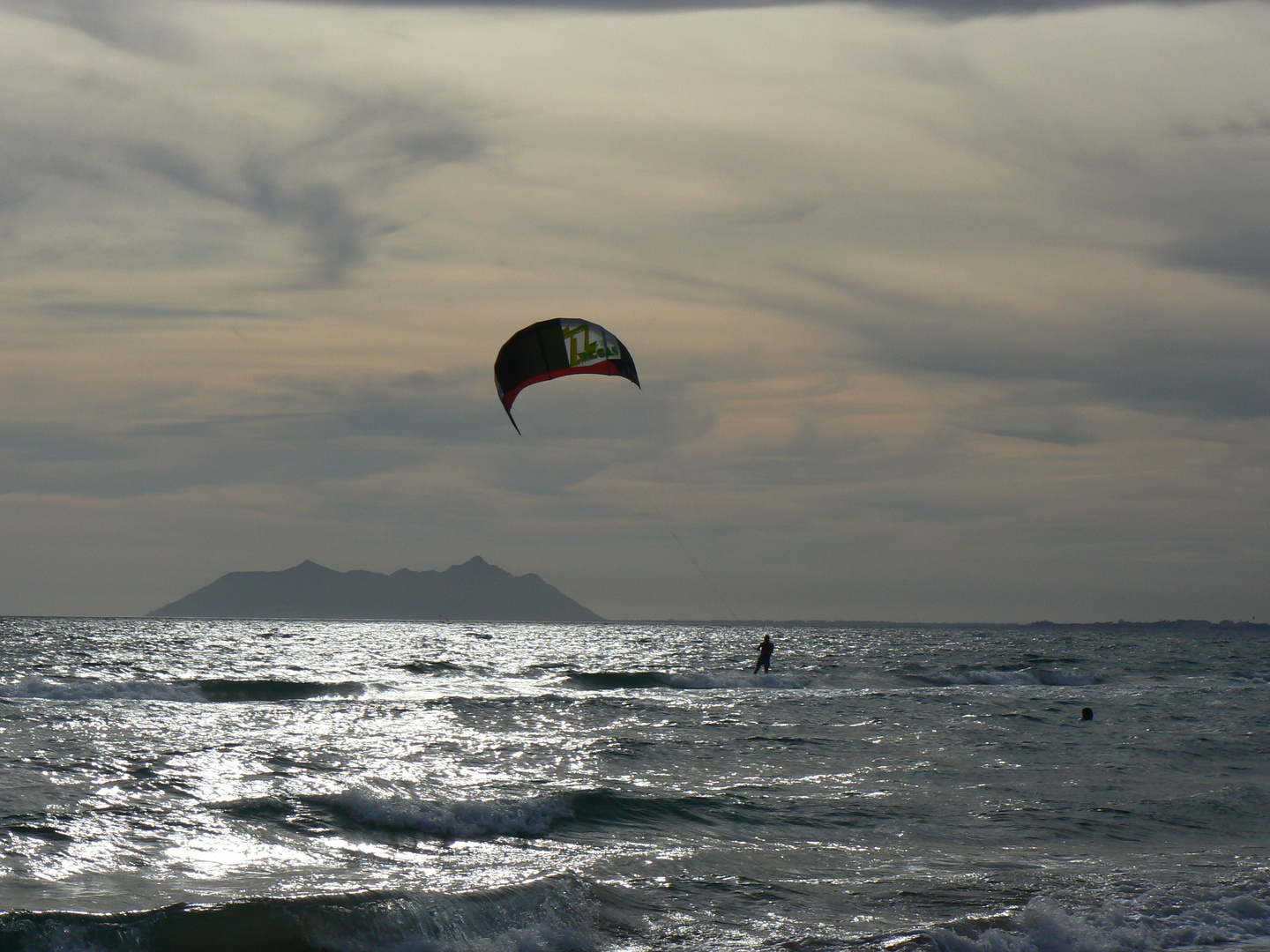 Kitesurfer