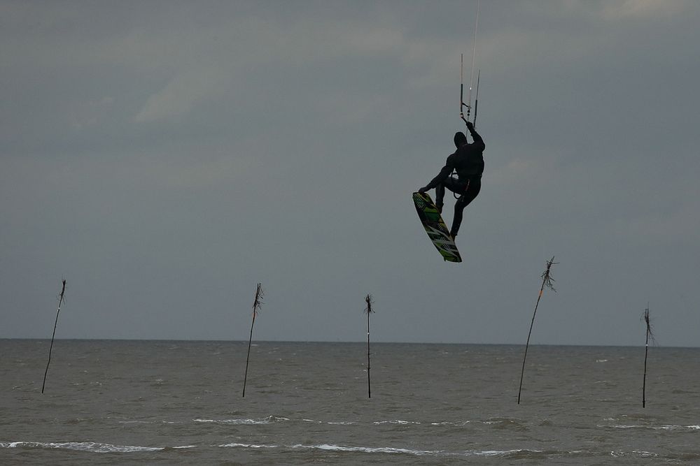 Kitesurfer