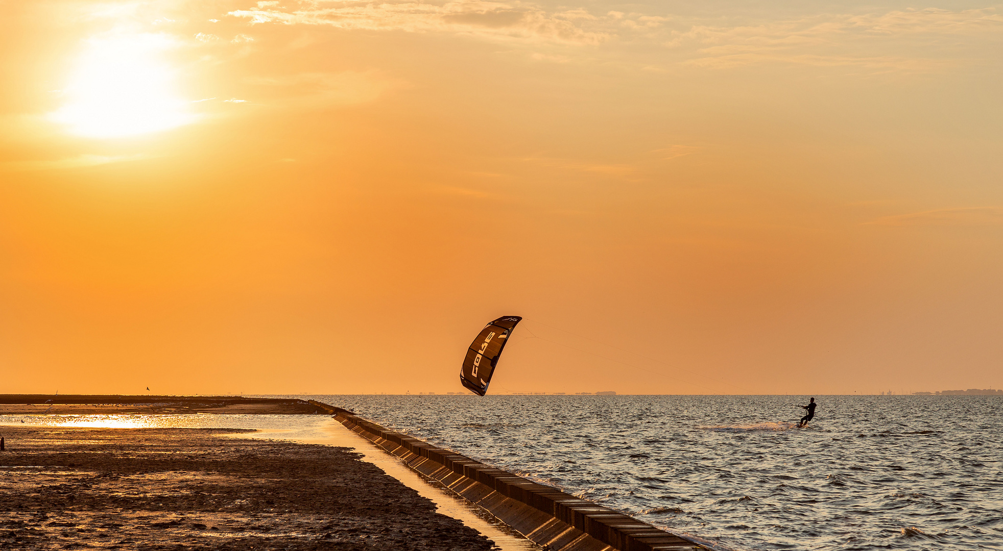 Kitesurfer 3