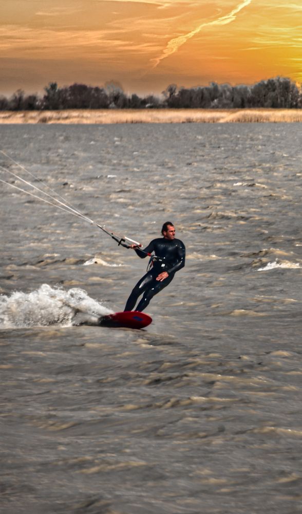 Kitesurfer