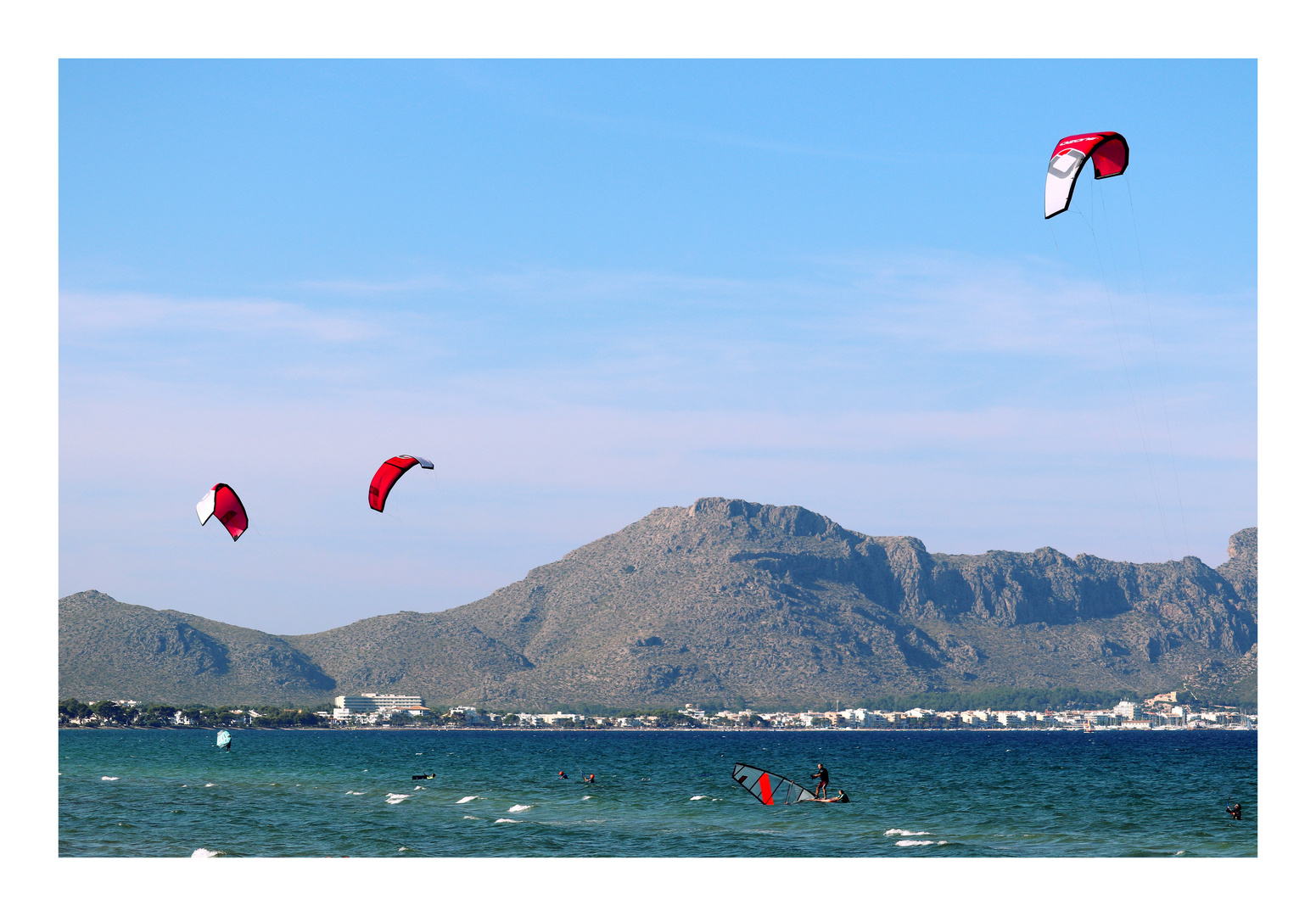 Kitesurfer