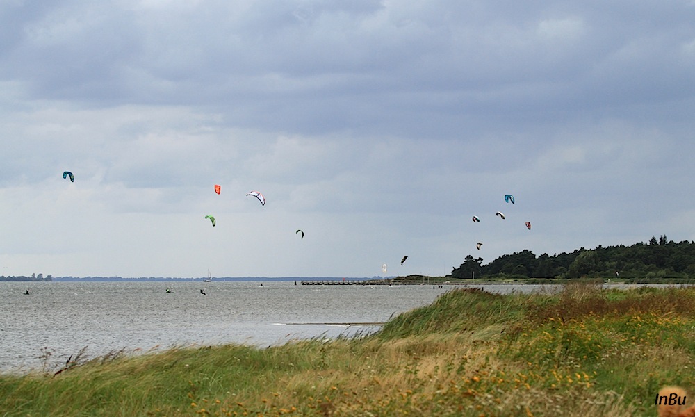 Kitesurfer