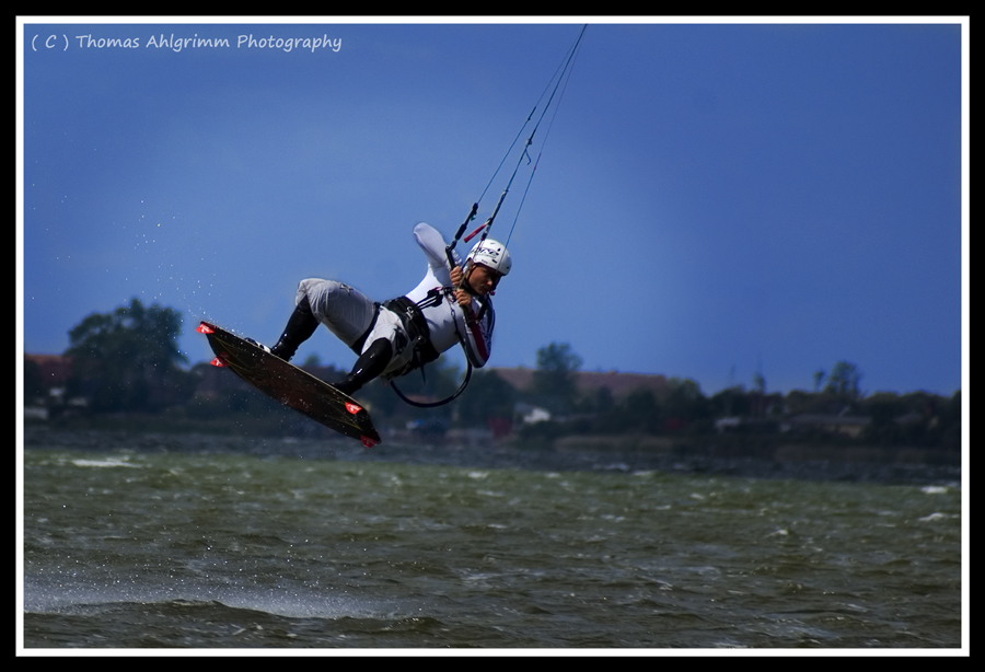 Kitesurfer