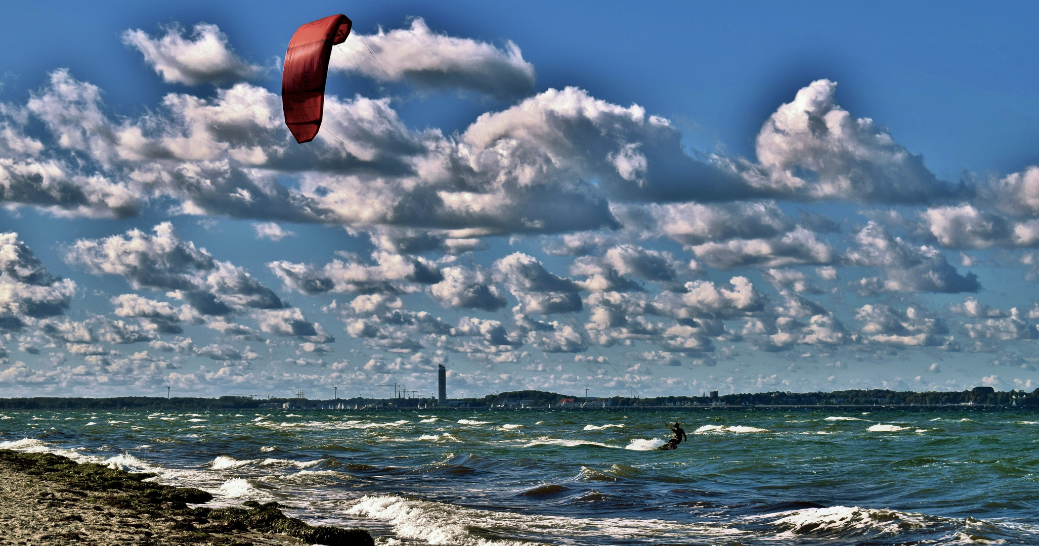 Kitesurfer