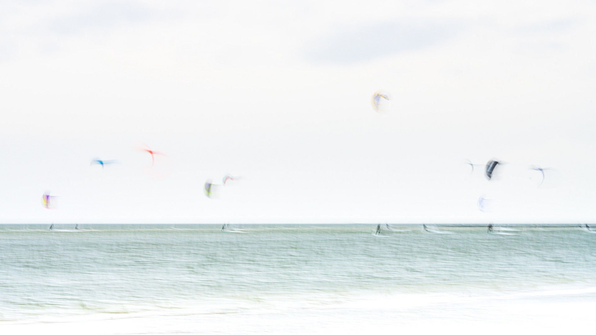 Kitesurfer