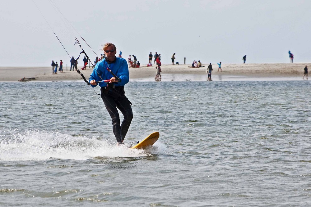 Kitesurfer