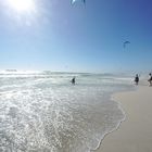 Kitesurfer am Bloubergstrand