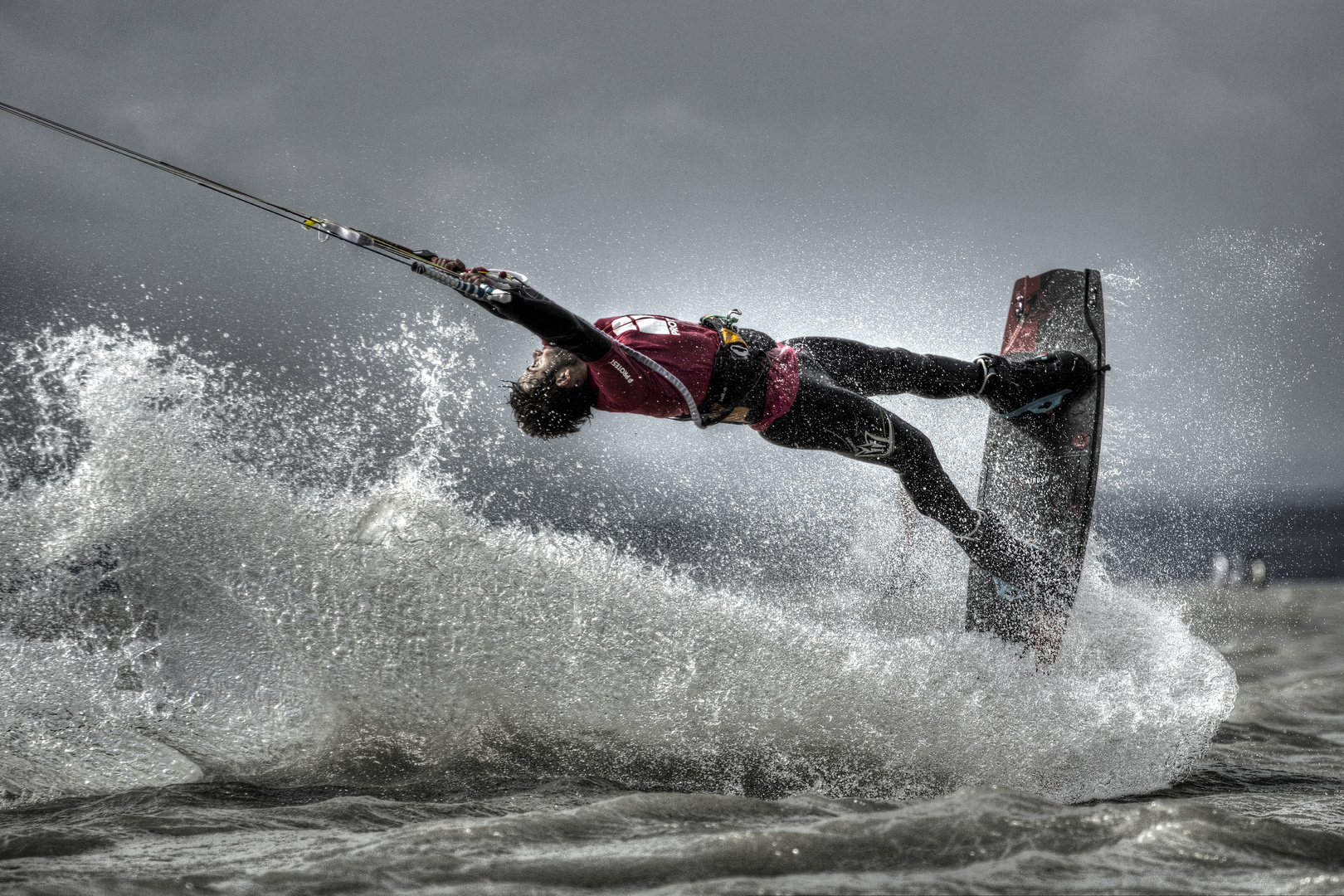 Kitesurfer am Neusiedlersee