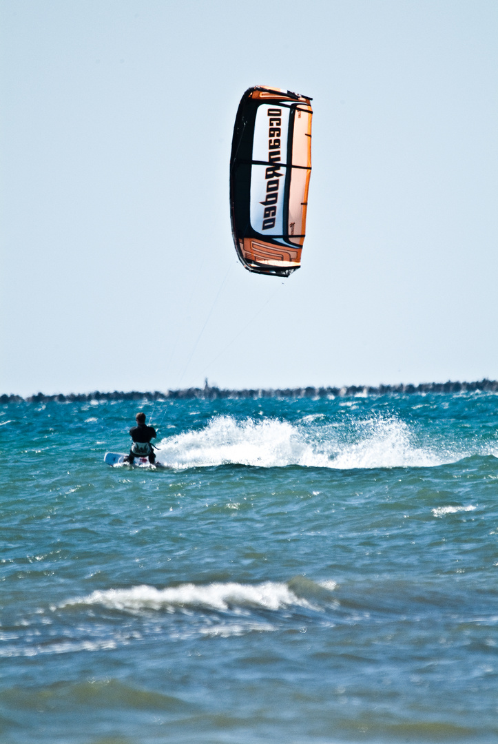 Kitesurfer am Westbeach (2)