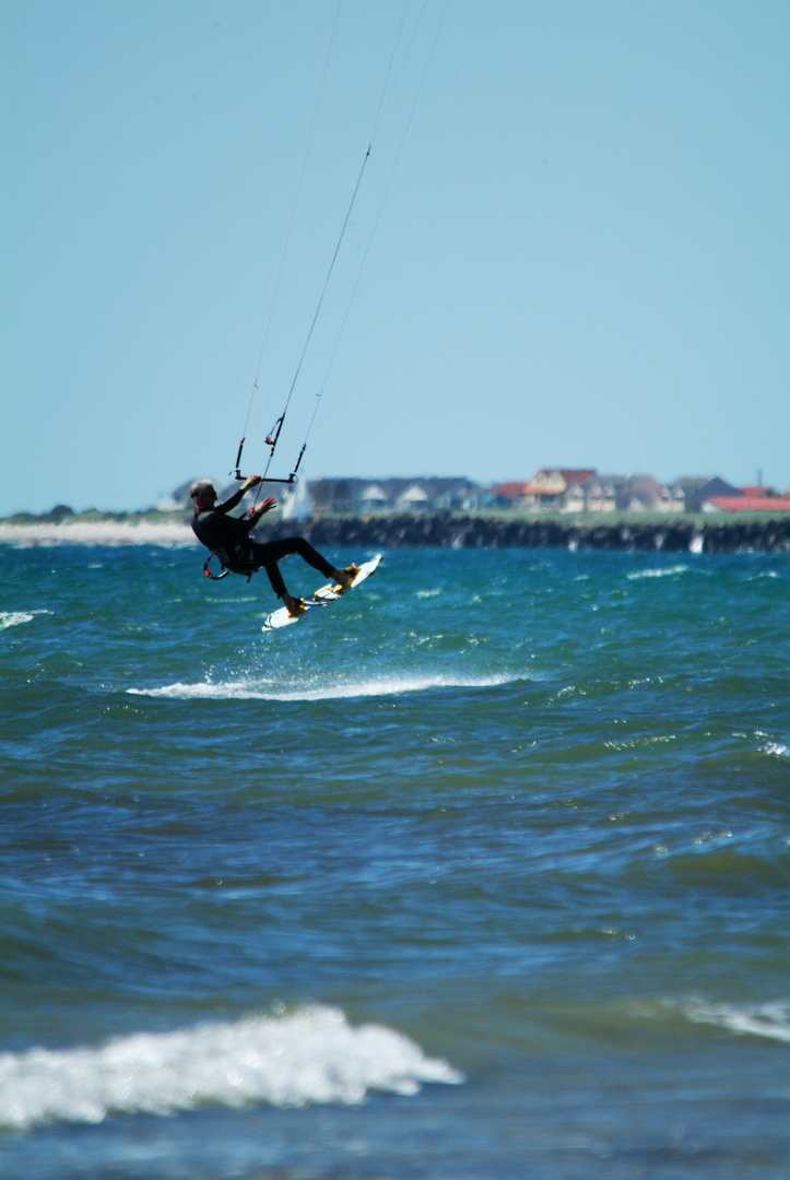 Kitesurfer am Westbeach (3)