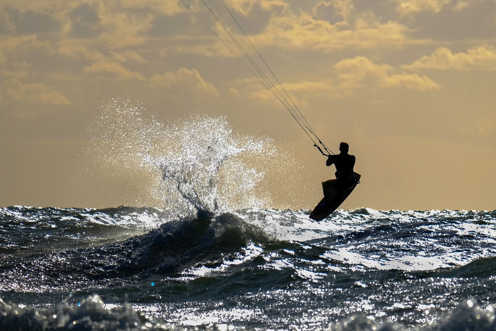 Kitesurfer auf dem Darß