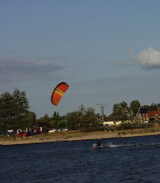 Kitesurfer