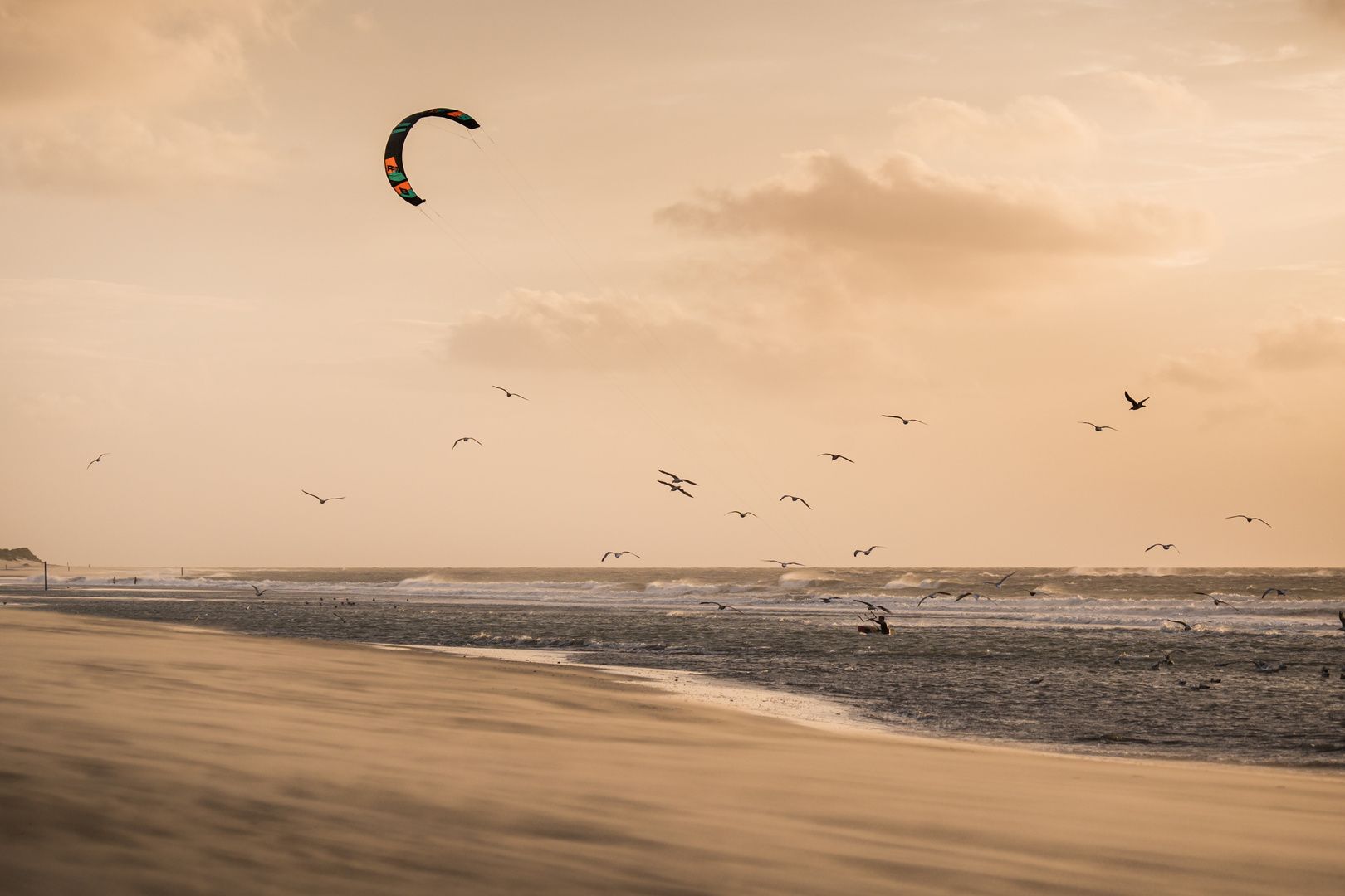 Kitesurfer I