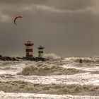 Kitesurfer im Sturm