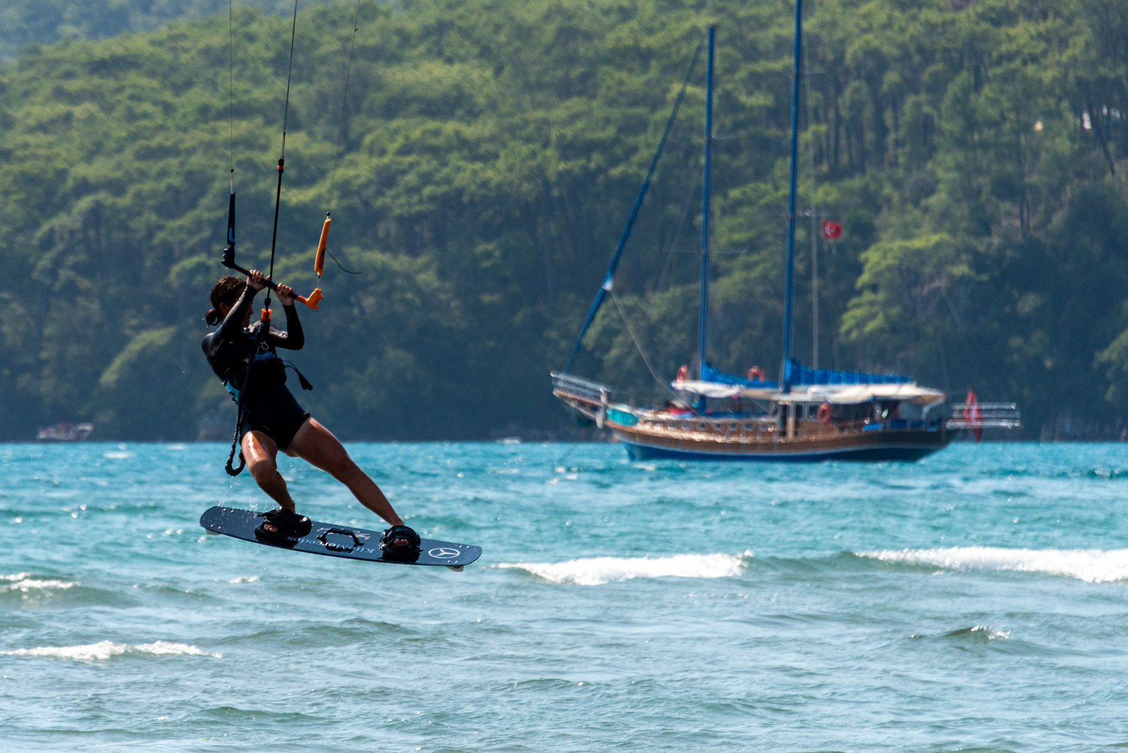 Kitesurfer in Aktion 1