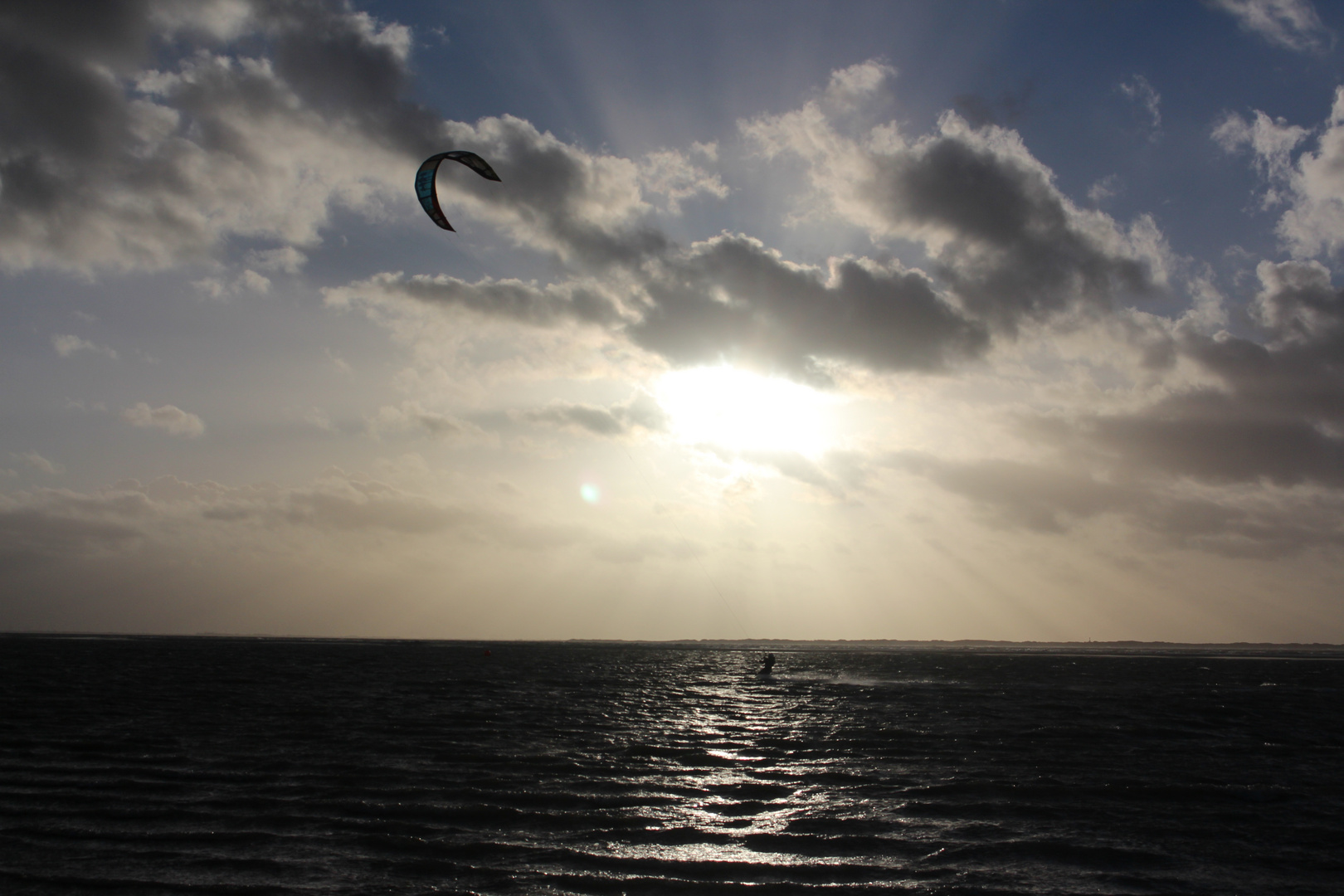 Kitesurfing