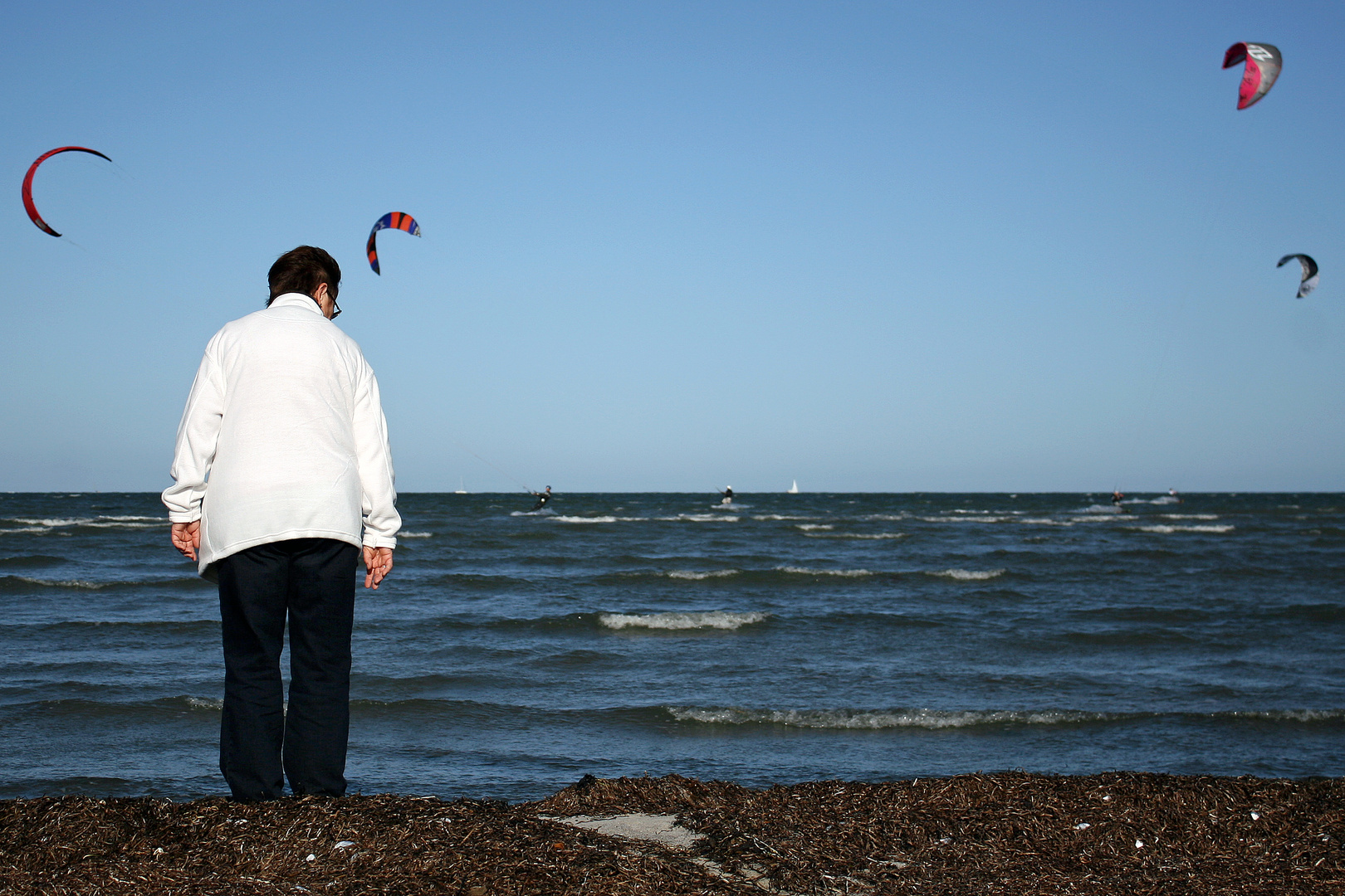 Kitesurfing