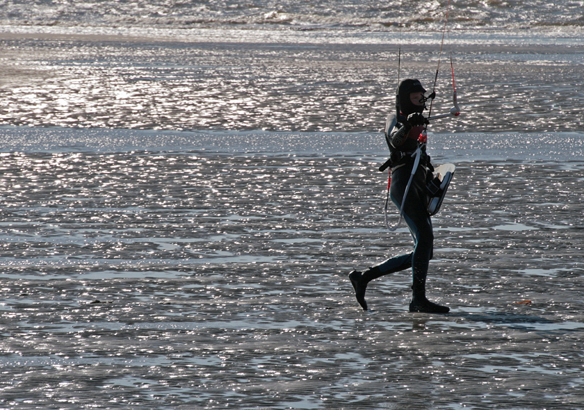 Kitesurfing 3 - Puppet on a string