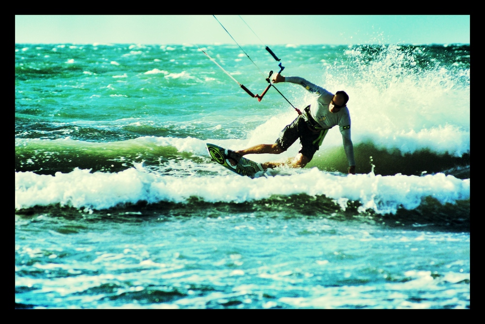 Kitesurfing