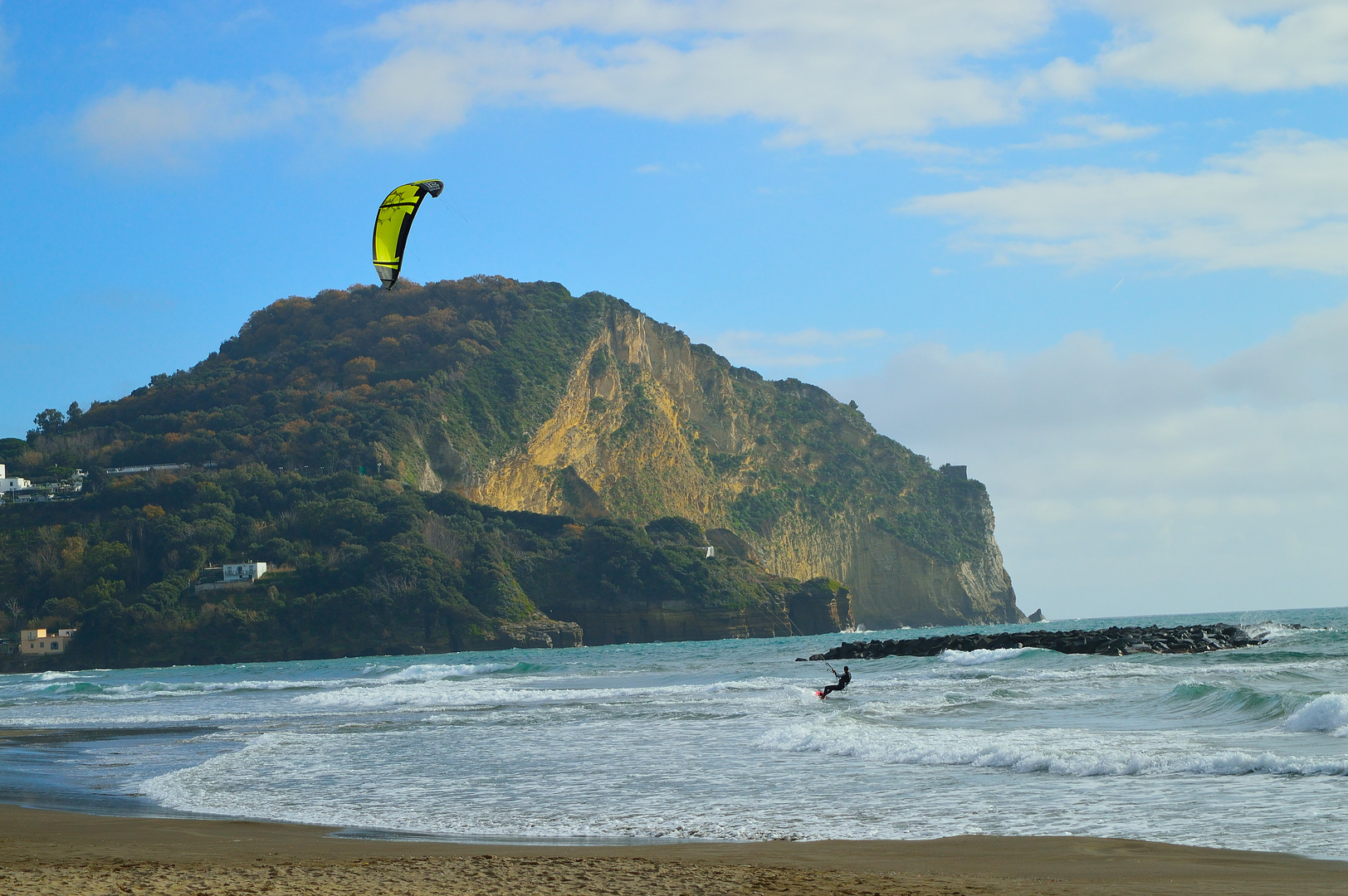 Kitesurfing