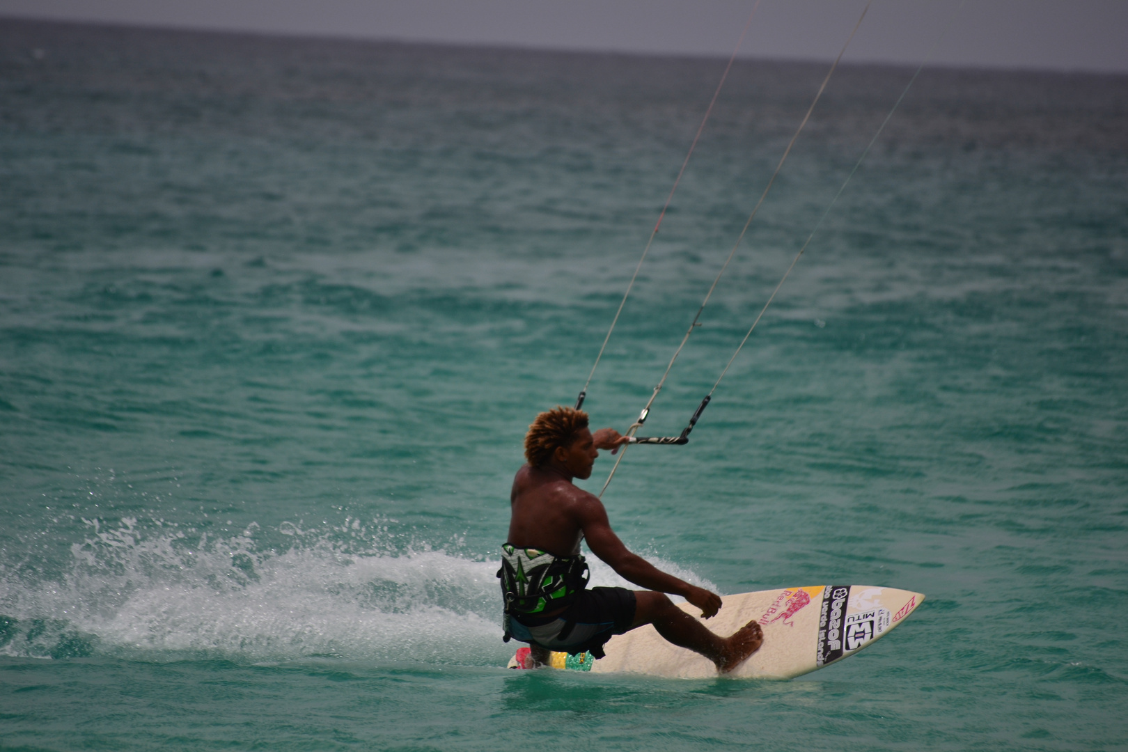 Kitesurfing I