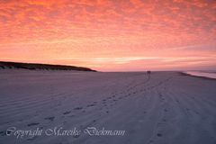 Kitschige Abendstimmung am Spiekerooger Strand